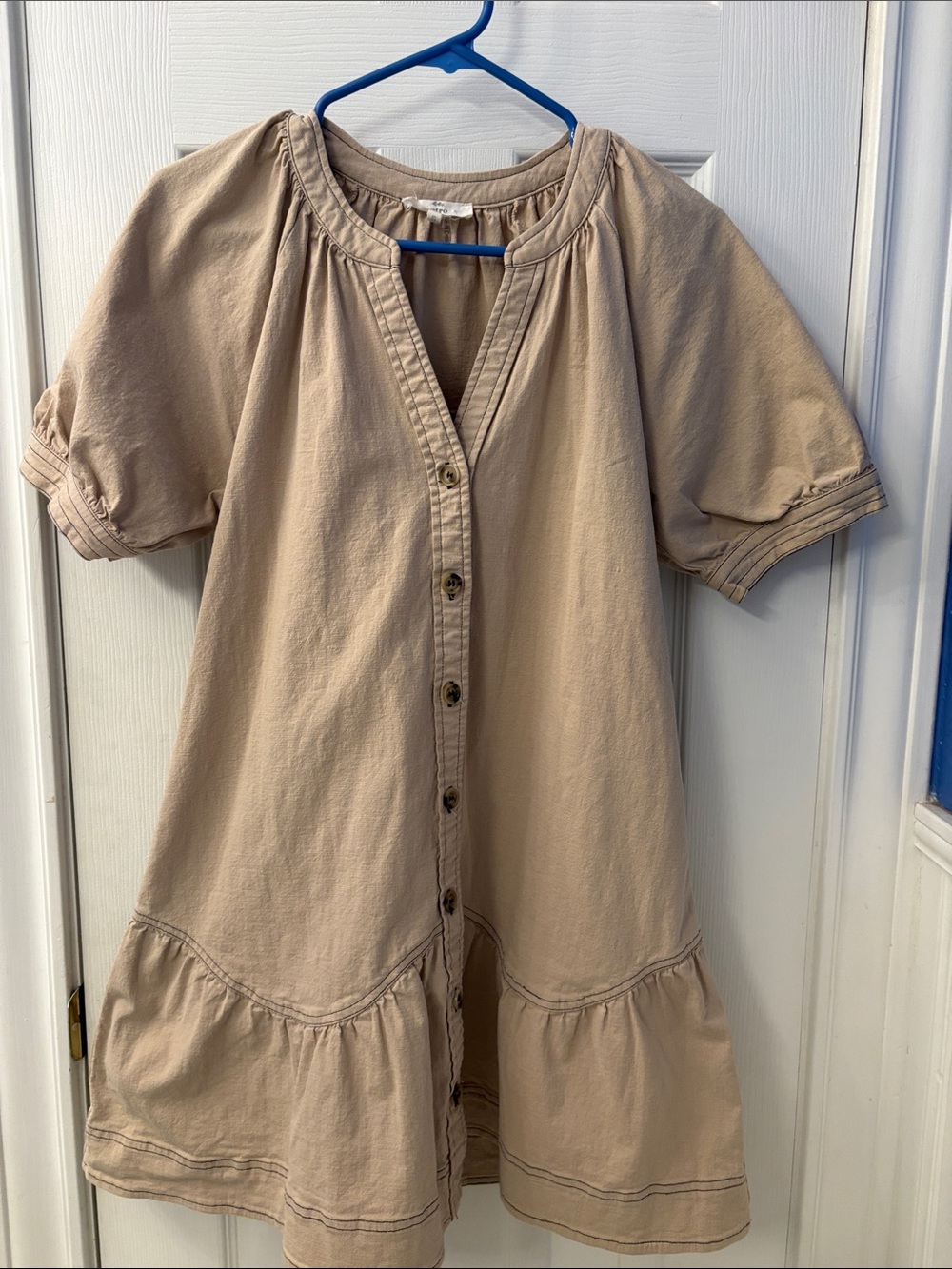 entro khaki button-front v-neck dress, puff sleeves
